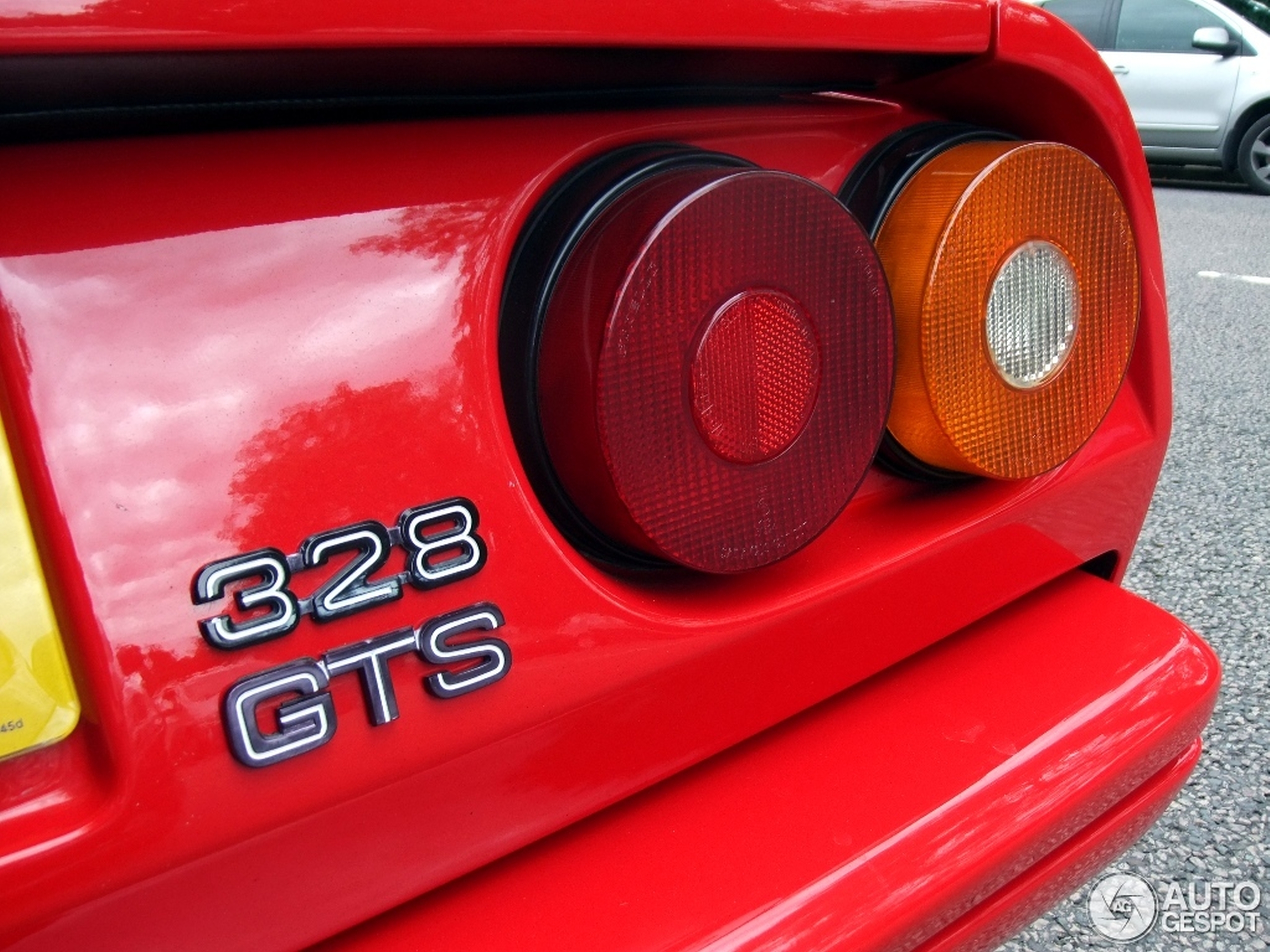 Ferrari 328 GTS