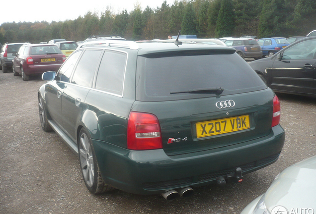 Audi RS4 Avant B5