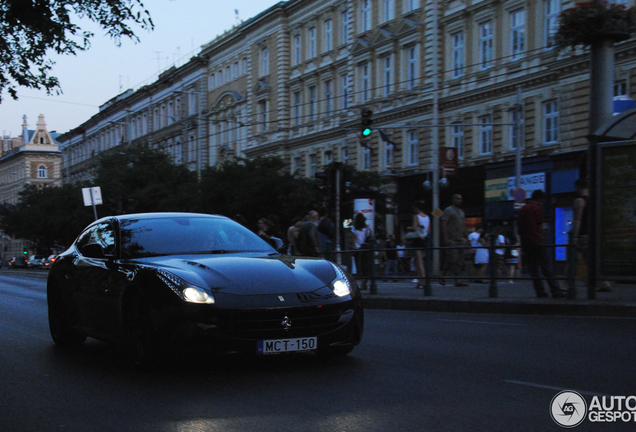 Ferrari FF