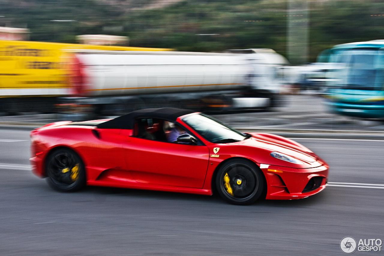 Ferrari Scuderia Spider 16M