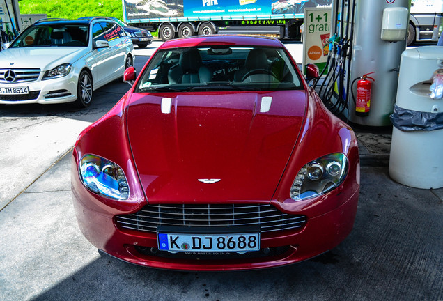 Aston Martin V8 Vantage