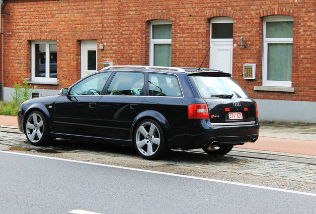 Audi RS6 Avant C5