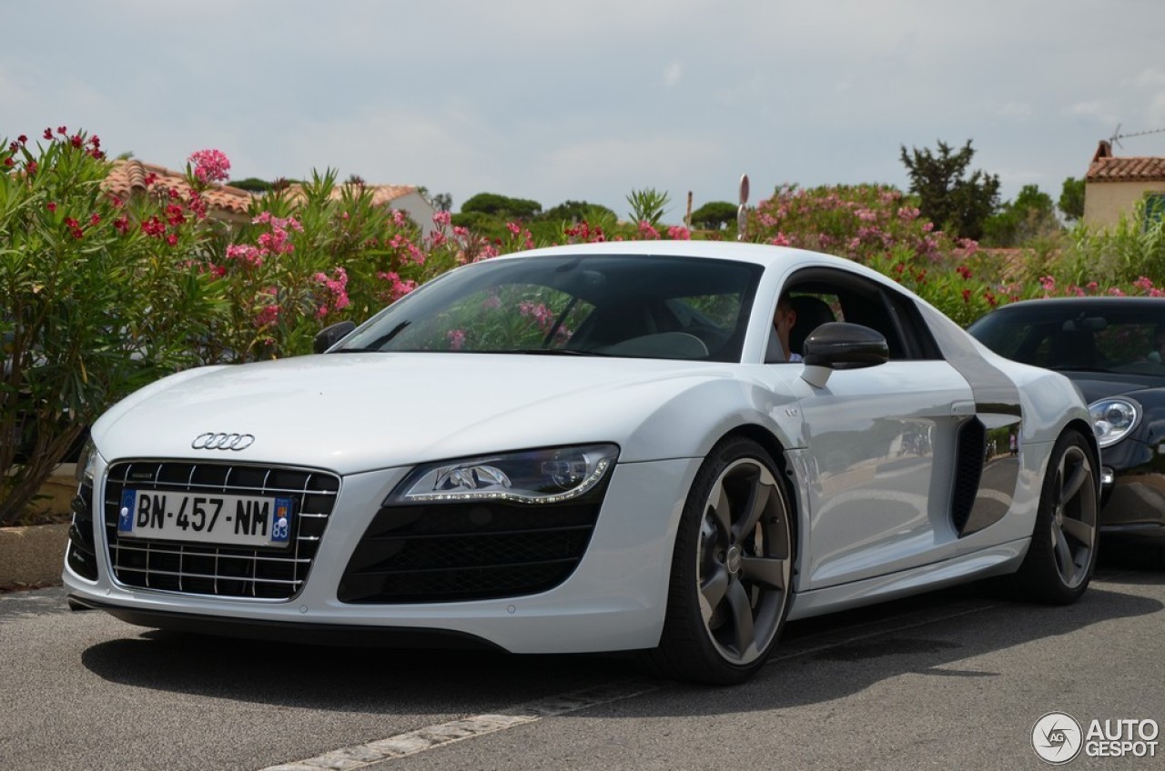 Audi R8 V10