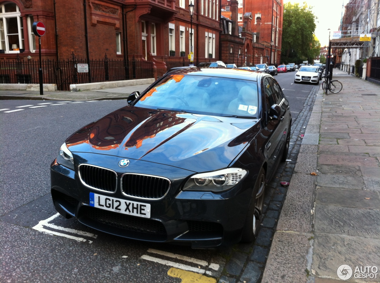 BMW M5 F10 2011