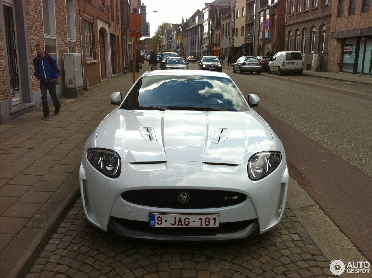 Jaguar XKR-S 2012