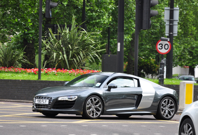 Audi R8 V10