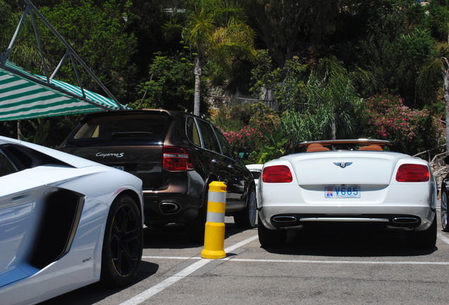 Bentley Continental GTC 2012