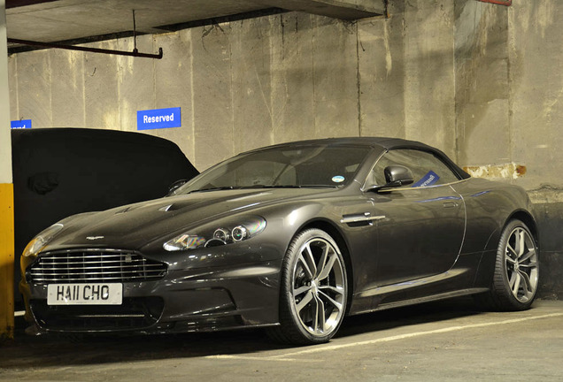 Aston Martin DBS Volante