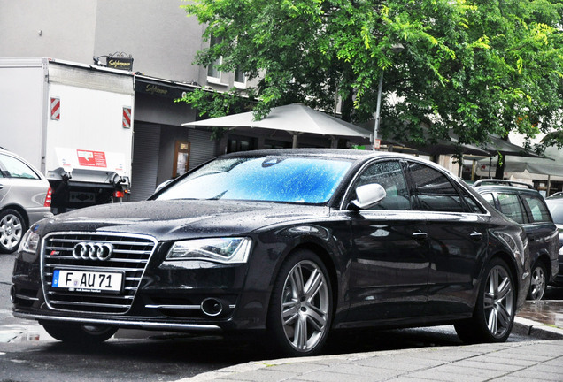 Audi S8 D4