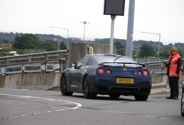 Nissan GT-R 2011