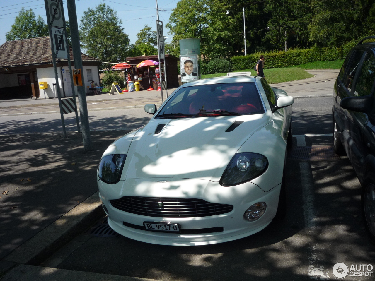 Aston Martin Vanquish