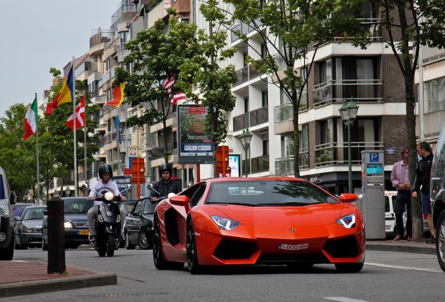 Lamborghini Aventador LP700-4