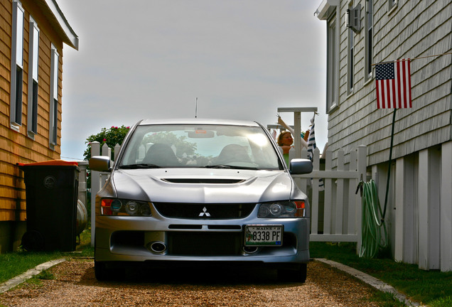 Mitsubishi Lancer Evolution VIII MR