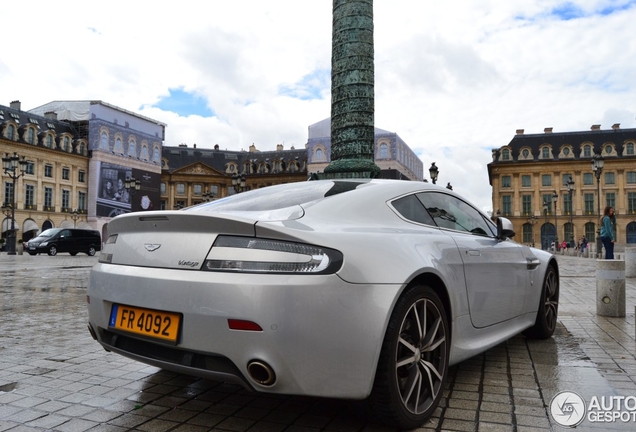 Aston Martin V8 Vantage