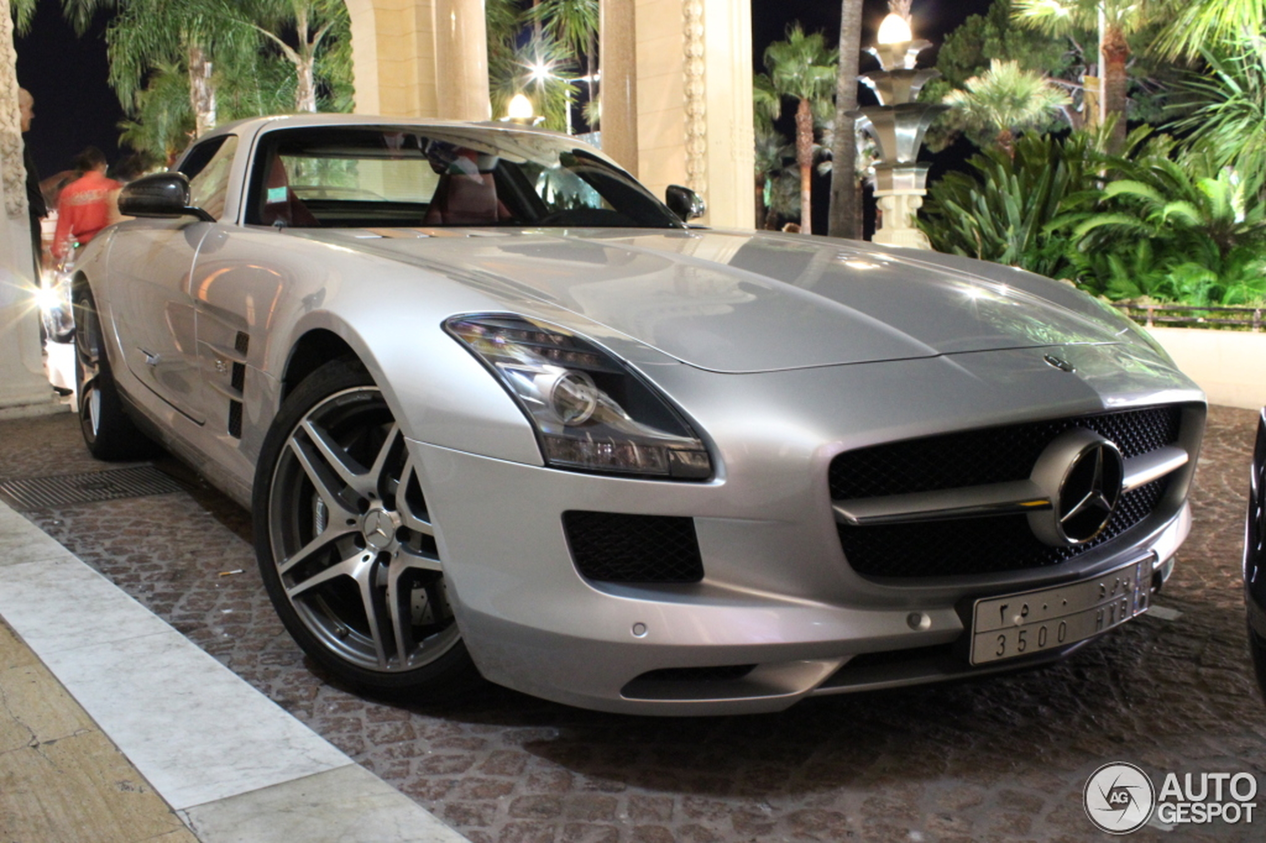 Mercedes-Benz SLS AMG