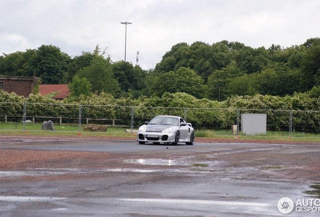 Porsche TechArt 996 GT Street S