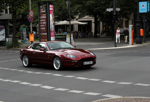 Aston Martin DB7