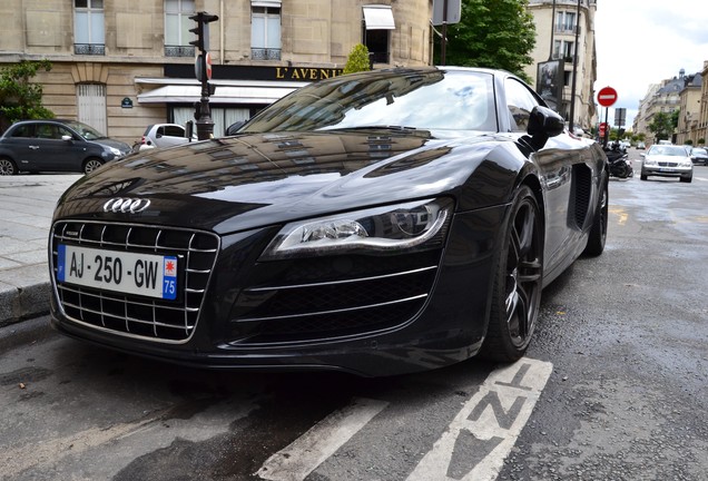 Audi R8 V10