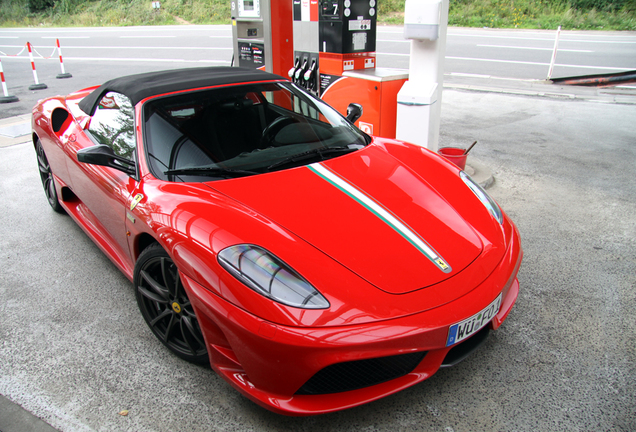 Ferrari Scuderia Spider 16M