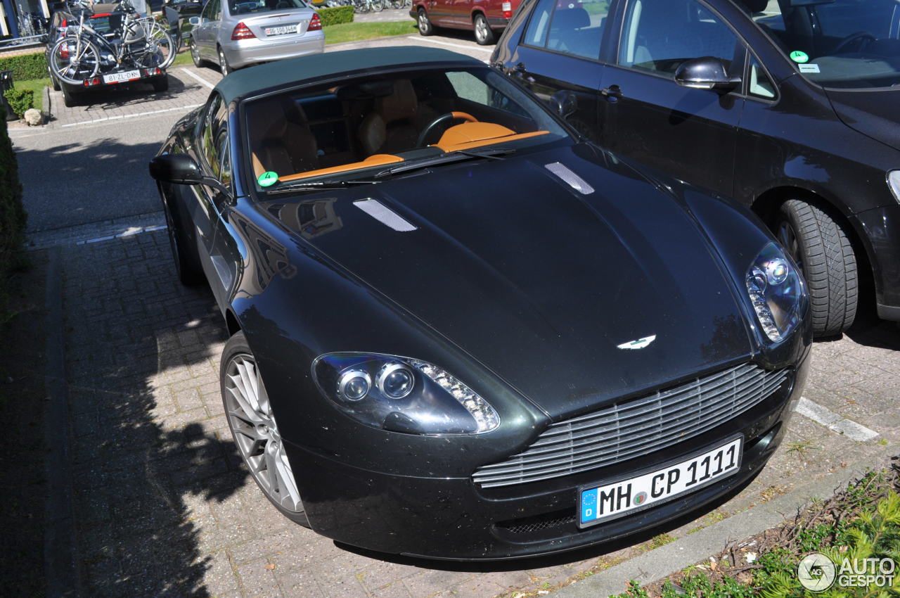 Aston Martin V8 Vantage Roadster