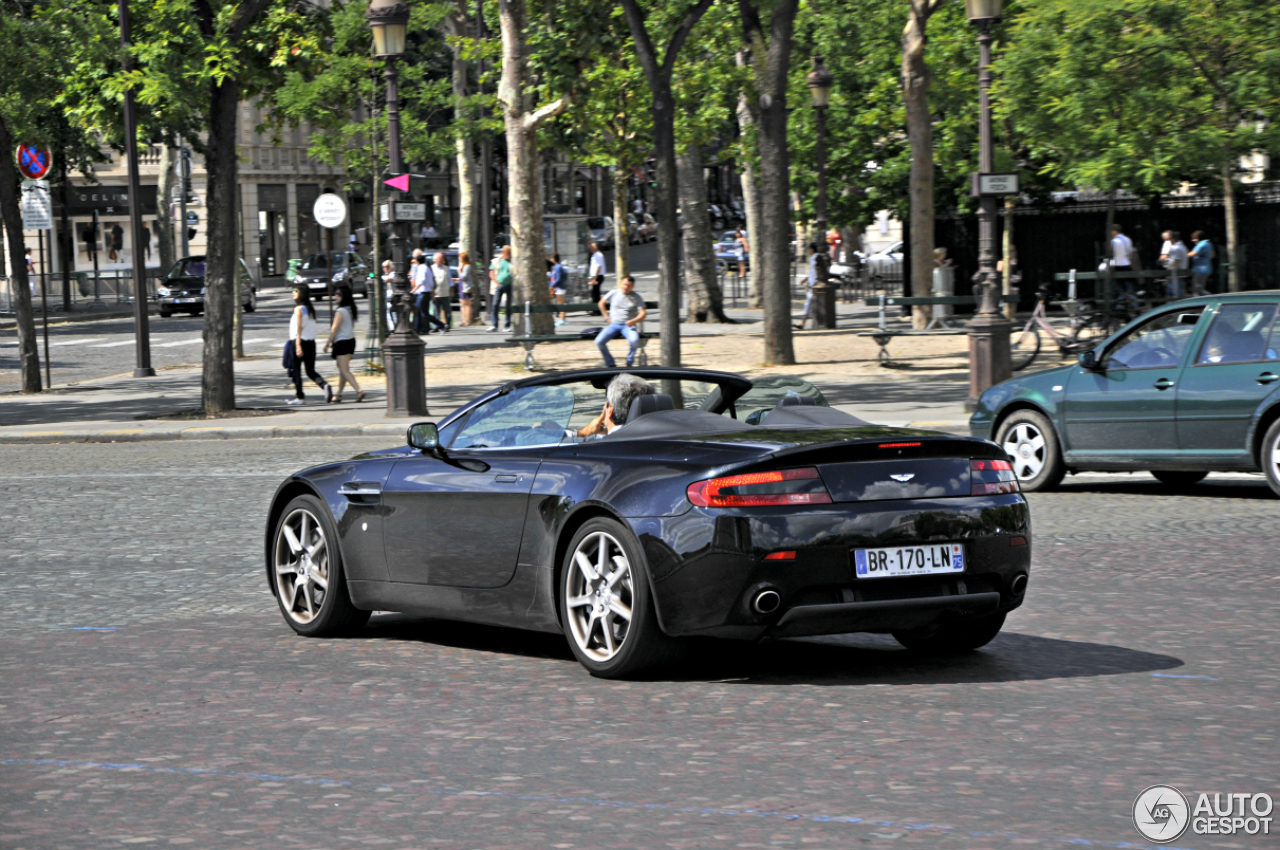 Aston Martin V8 Vantage Roadster