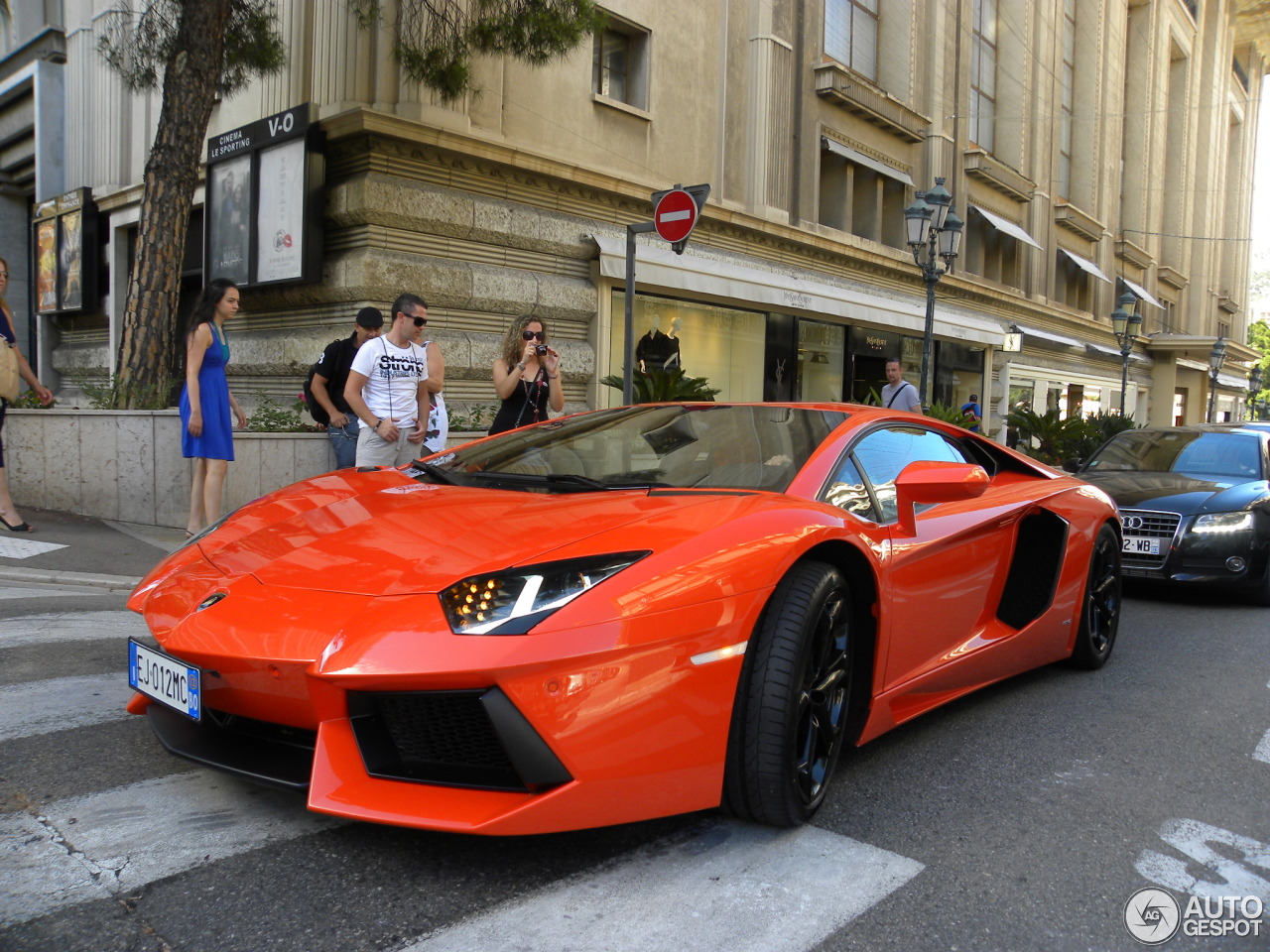 Lamborghini Aventador LP700-4