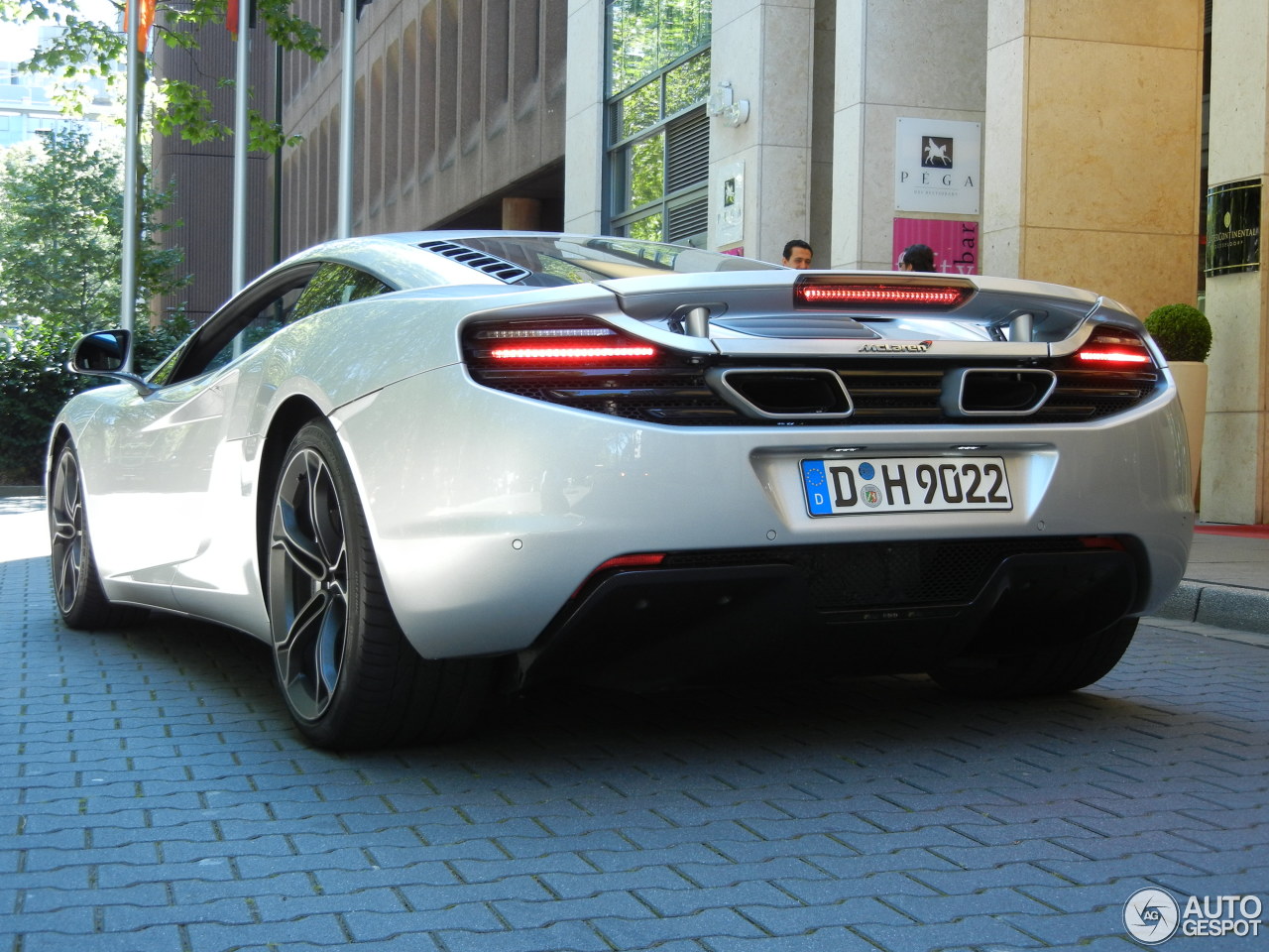 McLaren 12C