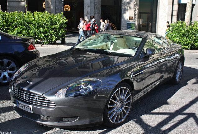 Aston Martin DB9