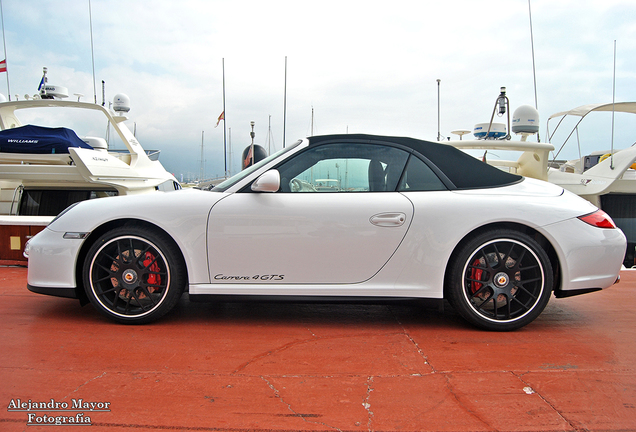 Porsche 997 Carrera 4 GTS Cabriolet