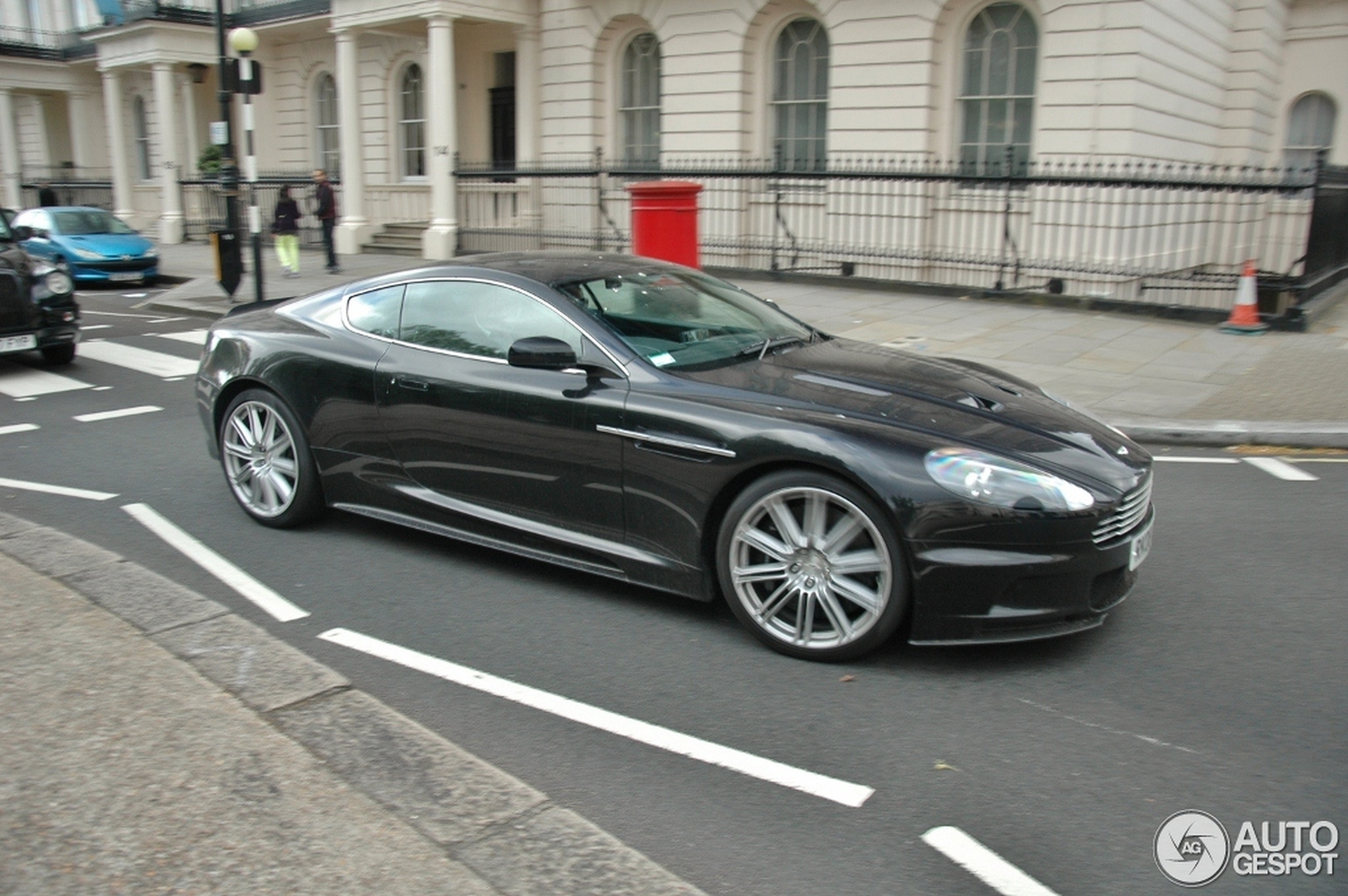 Aston Martin DBS