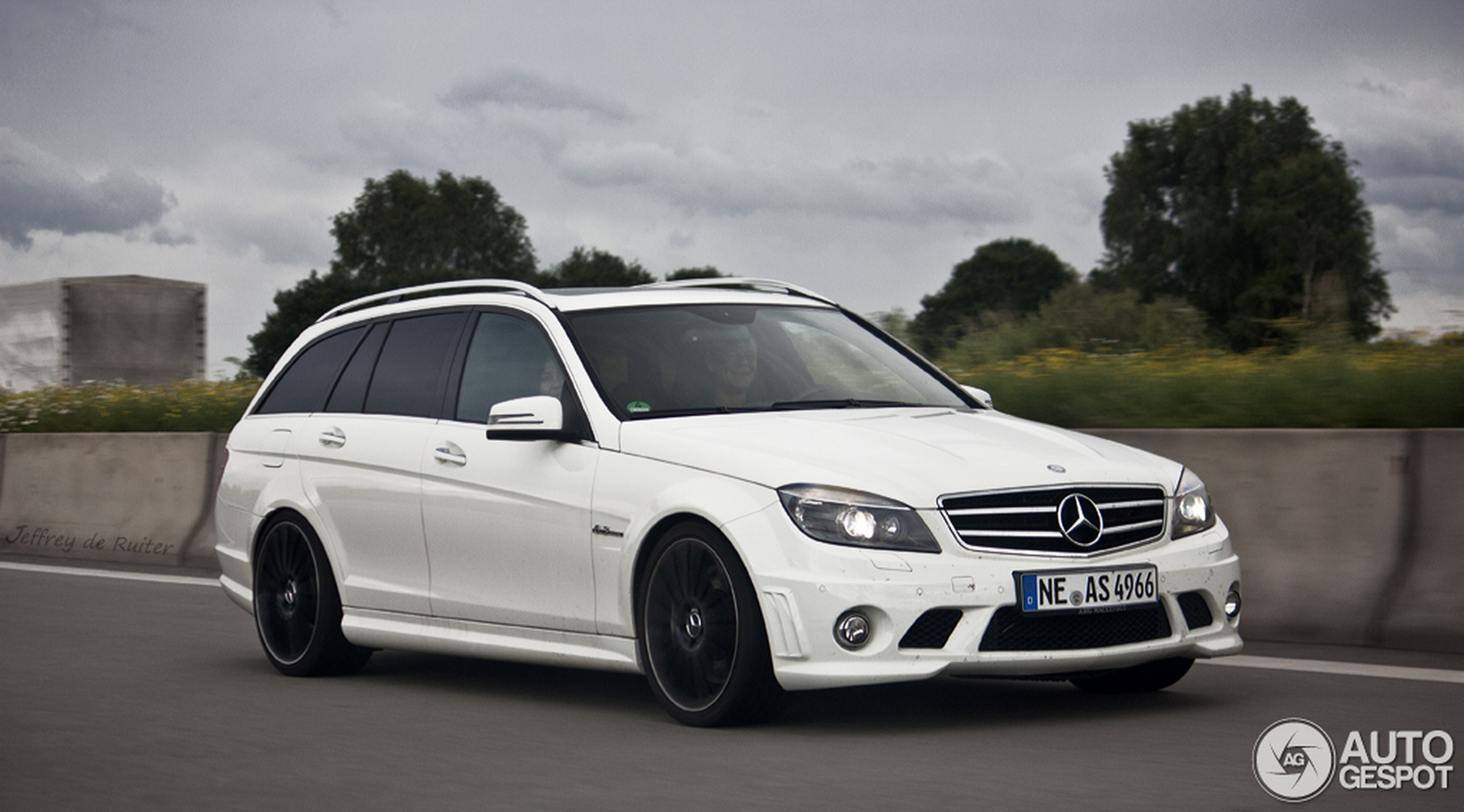 Mercedes-Benz C 63 AMG Estate