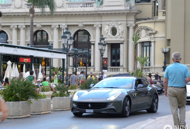 Ferrari FF