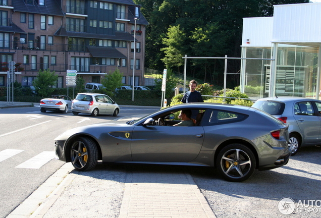 Ferrari FF