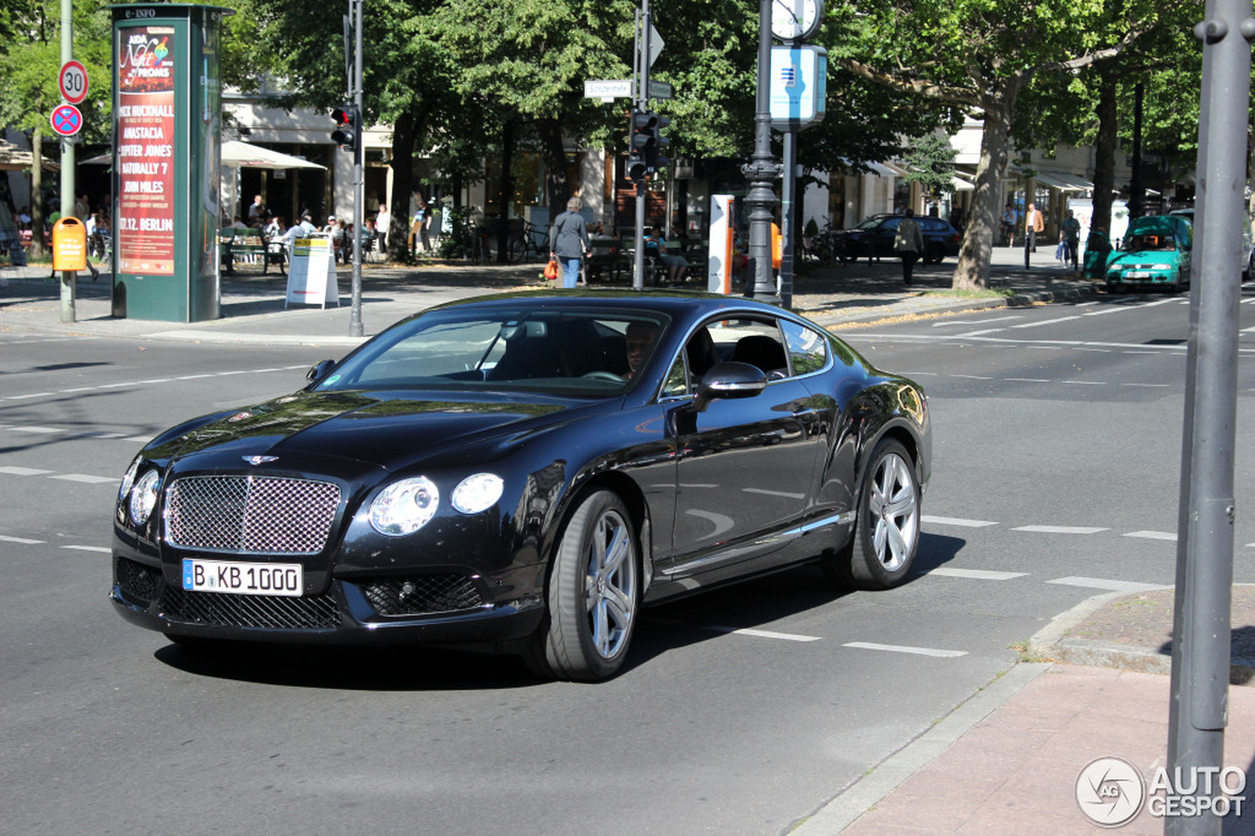 Bentley Continental GT V8