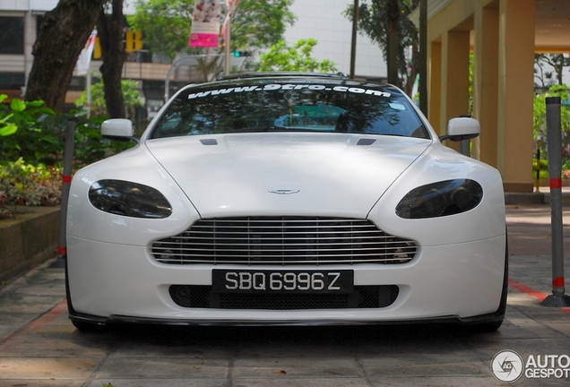 Aston Martin V8 Vantage