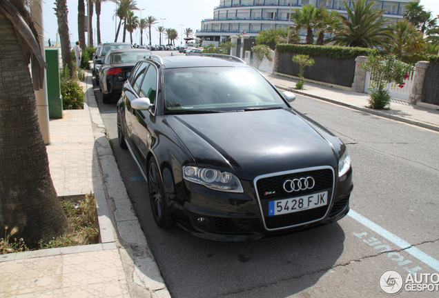 Audi RS4 Avant B7