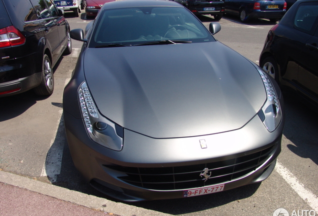 Ferrari FF