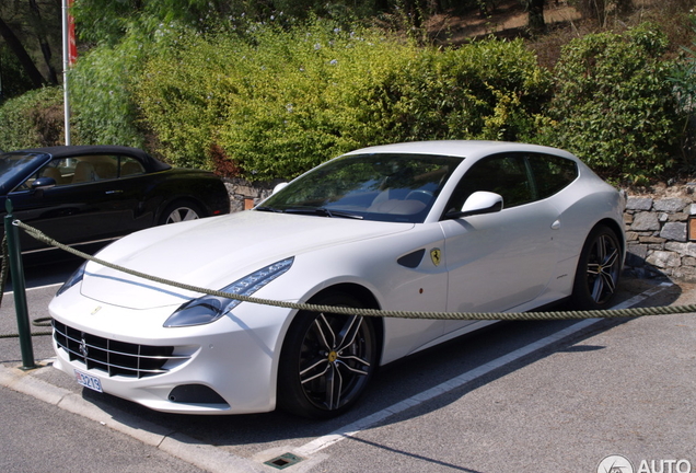 Ferrari FF