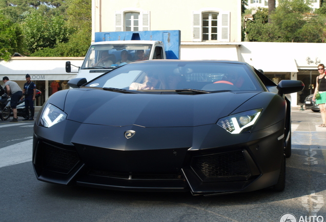 Lamborghini Aventador LP700-4