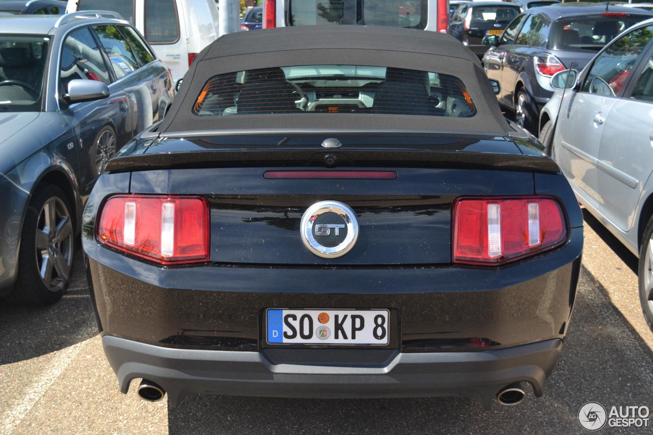 Ford Mustang GT Convertible 2010