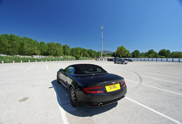 Aston Martin DB9 Volante