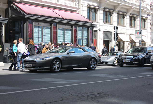 Aston Martin DB9 Volante