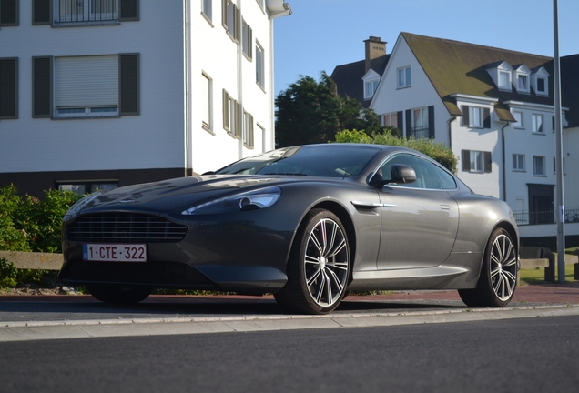 Aston Martin Virage 2011