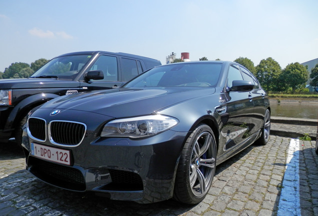 BMW M5 F10 2011