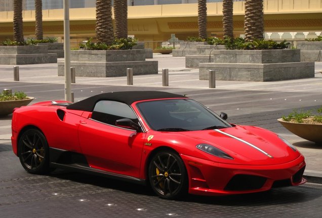 Ferrari Scuderia Spider 16M