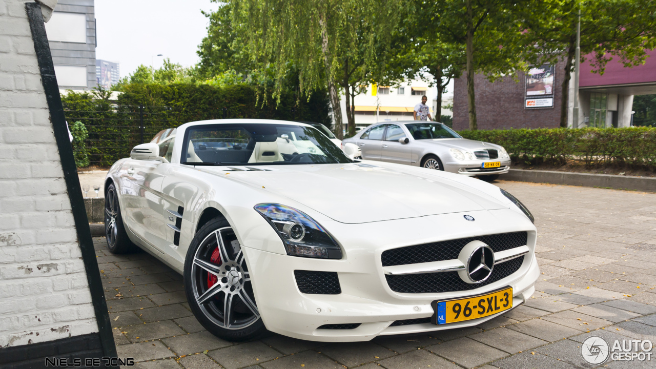 Mercedes-Benz SLS AMG Roadster