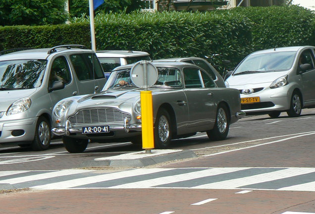 Aston Martin DB5