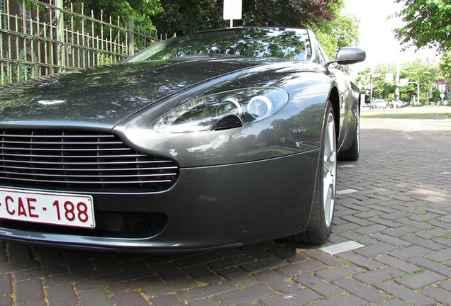 Aston Martin V8 Vantage