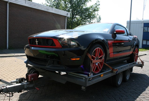 Ford Mustang Boss 302 Laguna Seca 2012