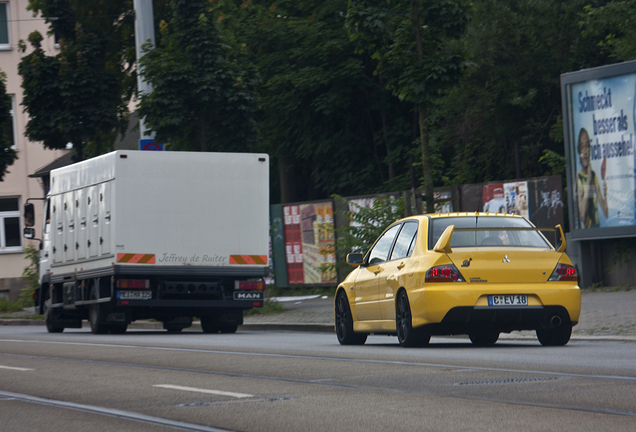 Mitsubishi Lancer Evolution IX MR